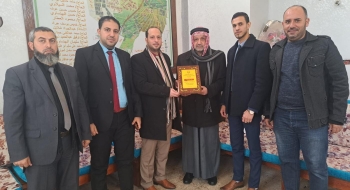 نيابة الوسطى الجزئية تُجري زيارة اجتماعية لرئيس رابطة علماء فلسطين في المحافظة الوسطى