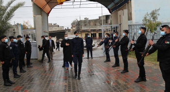 خلال زيارته التفقدية لشرطة معسكرات الوسطى..النائب العام ومدير شرطة المحافظة يؤكدان على النهوض والارتقاء بمكاتب التحقيق، تعزيزا للعدالة الجنائية