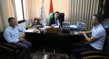 المكتب الفني بالنيابة العامة يعقد اجتماعاً مع ممثل بنقابة المحامين الفلسطينيين 