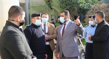 خلال زيارته التفقدية لشرطة المدينة برفح...النائب العام: نهدف من الزيارات التفقدية للمراكز الشرطية العمل على مدار الساعة لتحقيق العدل واقعاً عملياً وترسيخ الأمن والاستقرار المجتمعي