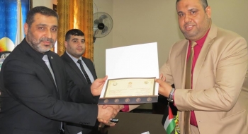 النائب العام يمنح شهادات لرؤساء النيابات 