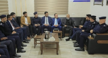 نيابة خانيونس الجزئية تُجري زيارة لمدير شرطة محافظة خانيونس