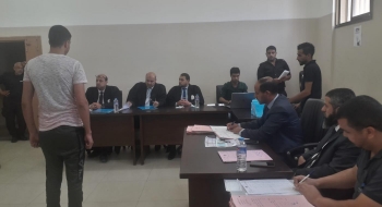 السلطة القضائية تعقد محاكمات بسجن أصداء المركزي تسهم بتخفيف تكدّس النزلاء