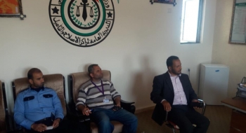 رئيس نيابة دير البلح الكلية/ يناقش محددات الاجازات البيتية للنزلاء