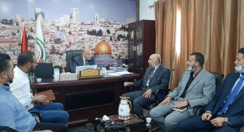 نيابة الوسطي  وبلدية المغراقة  يؤكدان على تطبيق القانون وخدمة المواطنين