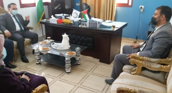 مدير نيابة تنفيذ الأحكام يناقش مع  رئيس نيابة خانيونس   آليات متابعة أرشفة الملفات الجزائية إلكترونياً