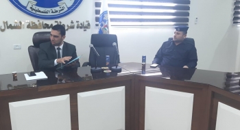 وكيل نيابةشمال غزة  يلقي محاضرة  تدريبة لضباط  التحقيق عن ادارة الملف الجزائي