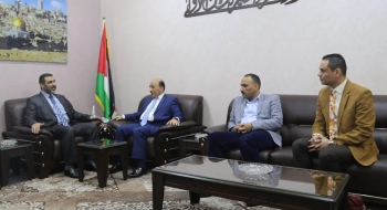 النائب العام يناقش مع وزير الأشغال العامة والإسكان د . مفيد الحساينة
