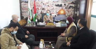 نيابة الوسطي ومديرية العمل بالمحافظة يؤكدان على تشديد الاجراءات بحق المخالفين لشروط السلامة والصحة المهنية