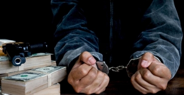 الحكم بالحبس سنتين مع النفاذ لسارق 
