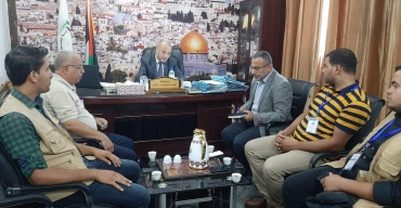نيابة الوسطي ومديرية العمل بالمحافظة يؤكدان على تشديد الاجراءات بحق المخالفين لشروط السلامة والصحة المهنية