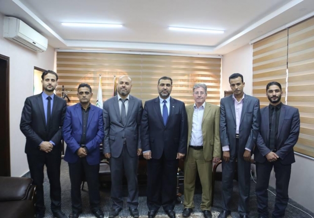 خلال اجتماعه بأعضاء نيابة غزة الجزئية.