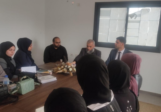 نيابة خانيونس الجزئية تستقبل طالبات كلية الشريعة و القانون بالجامعة الإسلامية