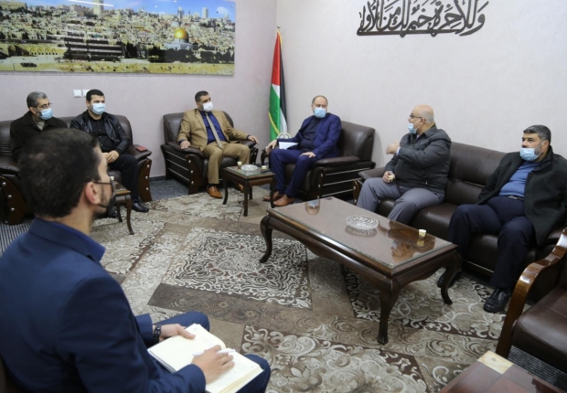 النائب العام يبحث مع رئيس سلطة المياه تعزيز الآليات القانونية لحماية موارد المياه
