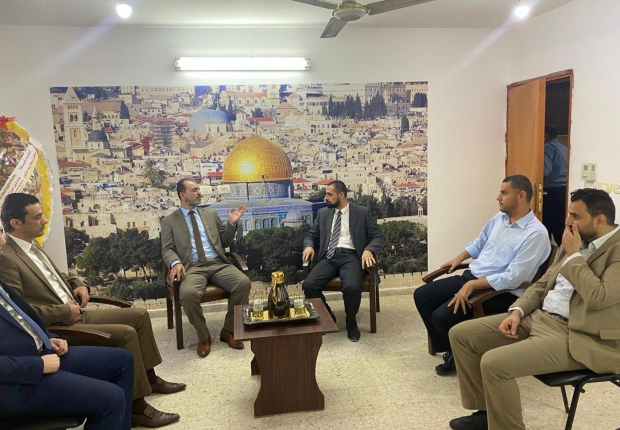 رئيس نيابة تنفيذ الأحكام  يناقش مع رؤساء النيابة آليات النهوض  بأرشفة الملفات الجزائية الكترونياً