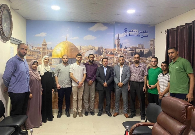 دائرة شؤون الموظفين ودائرتَي شؤون النيابات الكلية والجزئية في النيابة العامة يُجرون زيارة على مجمع سرايا نيابات غزة