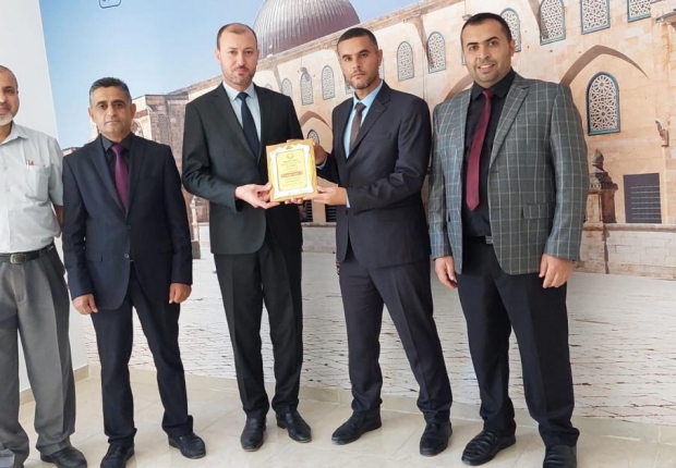 نيابة الوسطى الكلية تكرّم وكيل نيابتها عِرفاناً بجميل جهده في نهاية فترة عمله معها