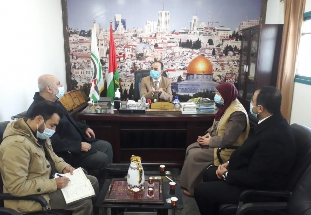 نيابة الوسطي ومديرية العمل بالمحافظة يؤكدان على تشديد الاجراءات بحق المخالفين لشروط السلامة والصحة المهنية