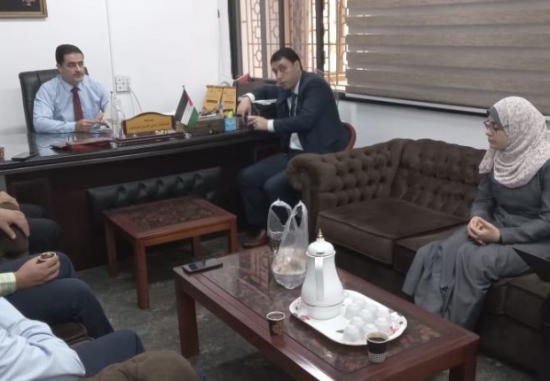 رئيس التفتيش القضائي في النيابة العامة يعقد الاجتماع الشهري مع أعضاء الإدارة