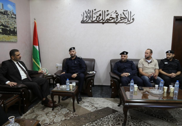 النائب العام يلتقي إدارة الأدلة الجنائية ويشيد بدور طواقمها في إسناد مؤسسات العدالة وكشف الحقيقة