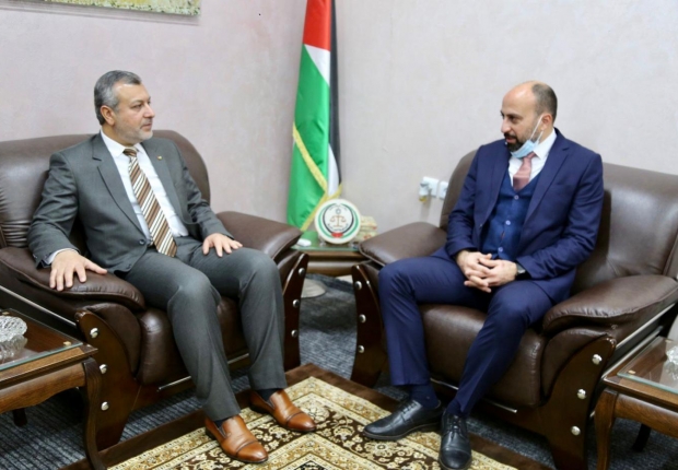 النائب العام يستقبل وفد من شركة الاتصالات الفلسطينية بالتل ويؤكد على إسناد القطاع الخاص