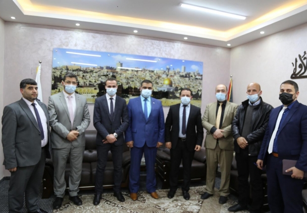 النائب العام يؤكد خلال اجتماعه بنيابة مكافحة الفساد على تعزيز التخصص القضائي والنهوض بتطوير القدرات لتمكين العدالة ومكافحة الجريمة