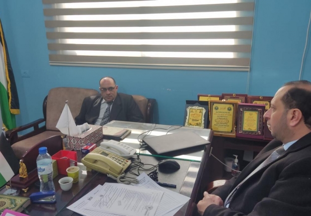 نيابة الوسطى الجزئية تعقد اجتماعاً مع سلطة الطاقة وشركة توزيع الكهرباء