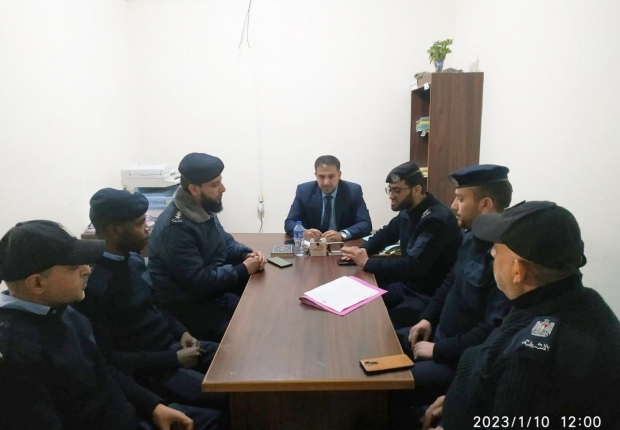 نيابة الوسطى الجزئية تُجري جولة تفتيشية على مركز شرطة دير البلح