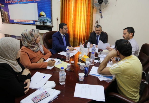 النائب العام يعقد اجتماعاً مع دائرة التخطيط وتطوير الأداء المؤسسي بالنيابة العامة