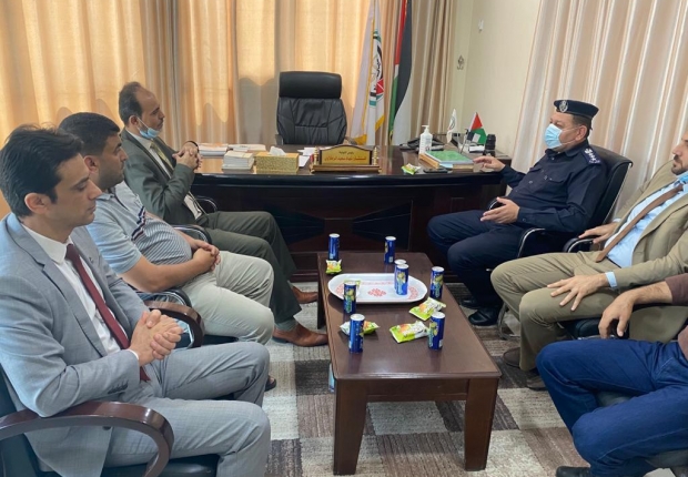 نيابة تنفيذ الأحكام وقيادة الشرطة الفلسطينية تؤكدان تعزيز التعاون الاجرائي فى تنفيذ الأحكام الجزائية
