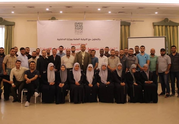 لجنة مناهضة التعذيب تختتم الدورة التدريبية الاولي للمكلفين بإنفاذ القانون في تعزيز احترام حقوق الانسان