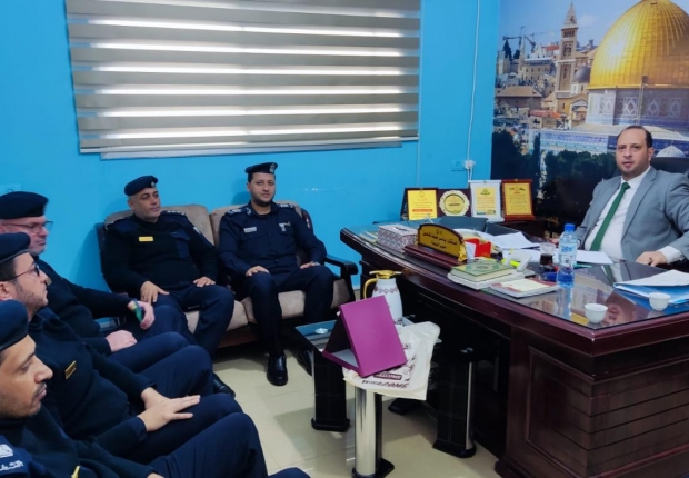 نيابة الوسطى الجزئية تعقد اجتماعاً مع مدير الشرطة القضائية في المحافظة الوسطى
