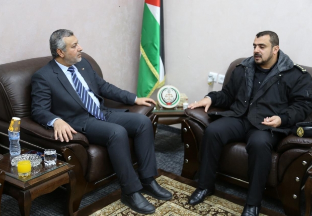 النائب العام يؤكد ضمان الالتزام بالمعايير الوطنية والدولية لحقوق الإنسان