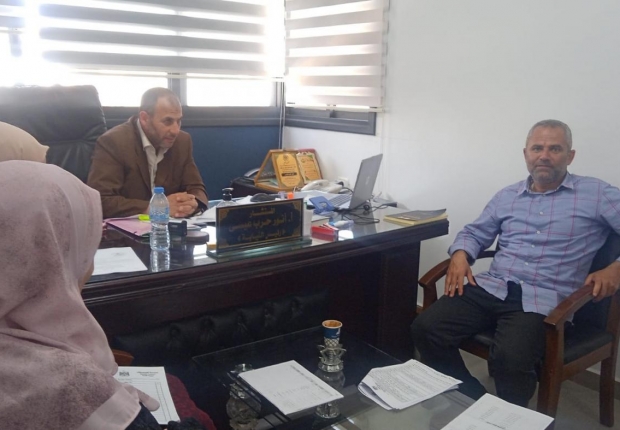 مدير نيابة خانيونس الكلية يعقد الاجتماع الشهري لموظفي النيابة