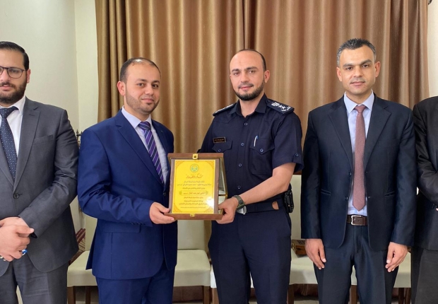 مدير نيابة غزة الثانية ومدير شرطة الرمال يؤكدان  النهوض بجودة التحقيقات وتجسيد قيم العدالة* 