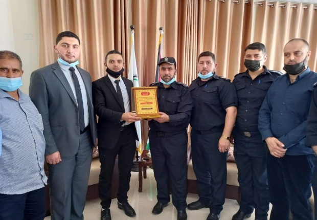 مدير نيابة غزة الدائرة الأولي و مدير شرطة الزيتون يؤكدان على تعزيز الأمن والاستقرار المجتمعي وارساء العدالة*  