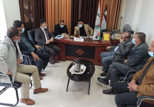 رئيس نيابة غزة يطلع   وفداً من عائلة  العرعير على مجريات التحقيق بواقعة القتل