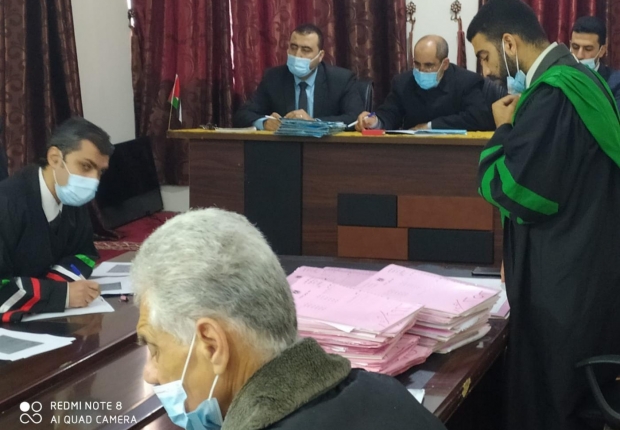 السلطة القضائية تعقد محاكمات بسجن طيبة المركزي تُسهم بتخفيف تكدّس النزلاء