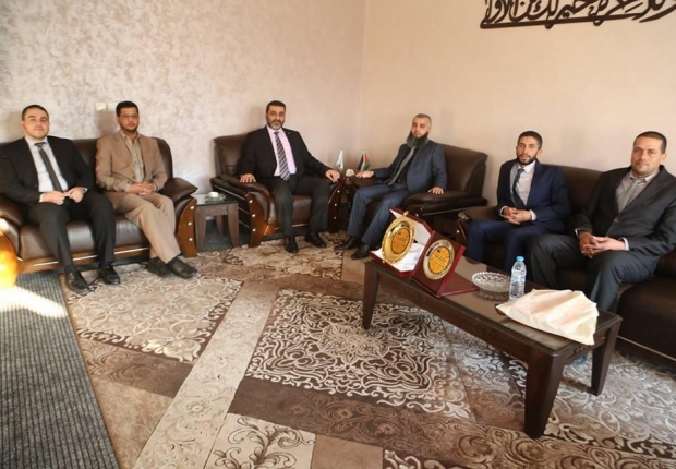 خلال اجتماعه بنيابة رفح 