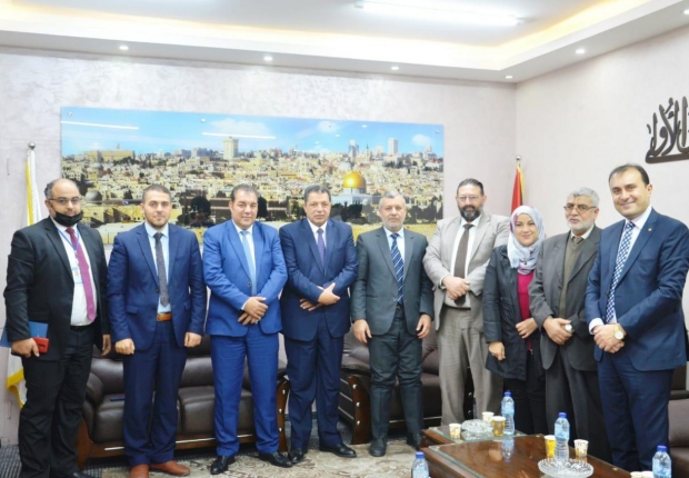 النائب العام يستقبل مجلس نقابة المحامين ويؤكد على تعزيز الشراكة لخدمة العدالة وسيادة القانون