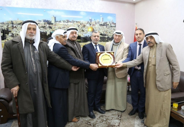  النائب العام يستقبل وفد الهيئة العليا لشئون العشائر