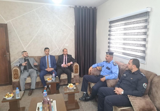 نيابة الوسطى الجزئية تُجرى زيارة تفقدية لمركز شرطة المعسكرات