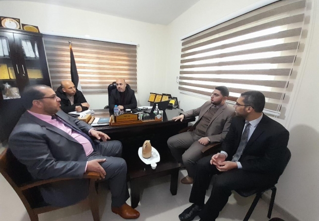 رئيس النيابات المتخصصة يعقد اجتماعاً مع وكلاء النيابة للتأكيد على استمرار تجويد العمل