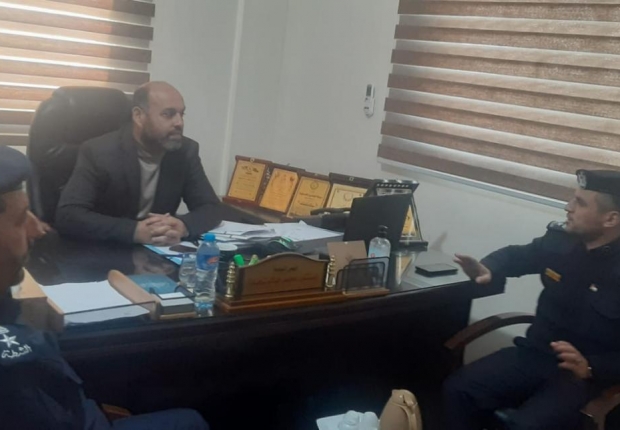 رئيس نيابة المؤسسات ومكافحة الفساد وجرائم الأموال يجتمع بمدير دائرة غزة بالشرطة القضائية