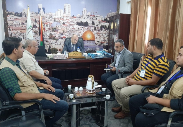 نيابة الوسطي ومديرية العمل بالمحافظة يؤكدان على تشديد الاجراءات بحق المخالفين لشروط السلامة والصحة المهنية