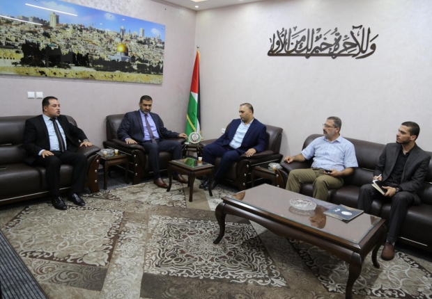 تكريم النائب العام لمباحث المؤسسات