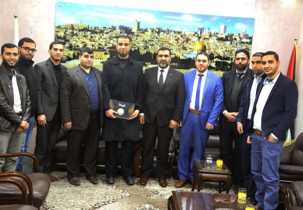 تكريم أ.محمد أبو حلبية، رئيس قسم المتابعة بديوان النائب العام-سابقاً، لتفانيه في أداء عمله في خدمة قطاع العدالة، وجهوده المتميزة في إدارة قسم المتابعة بديوان النائب العام