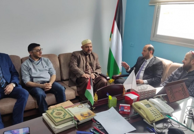نيابة الوسطى الجزئية تستقبل رئيس بلدية دير البلح