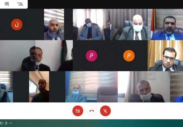 خلال اجتماعه بأعضاء النيابة المترافعين أمام المحاكم...النائب العام يؤكد على الارتقاء بمهارات المرافعة وتعزيز نهج التخصص القضائي