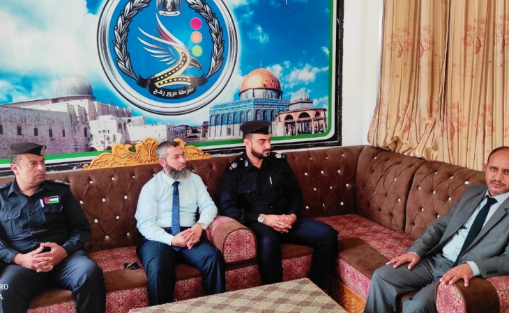 نيابة رفح الكلية تُجري زيارة تعاونية لشرطة مرور رفح
